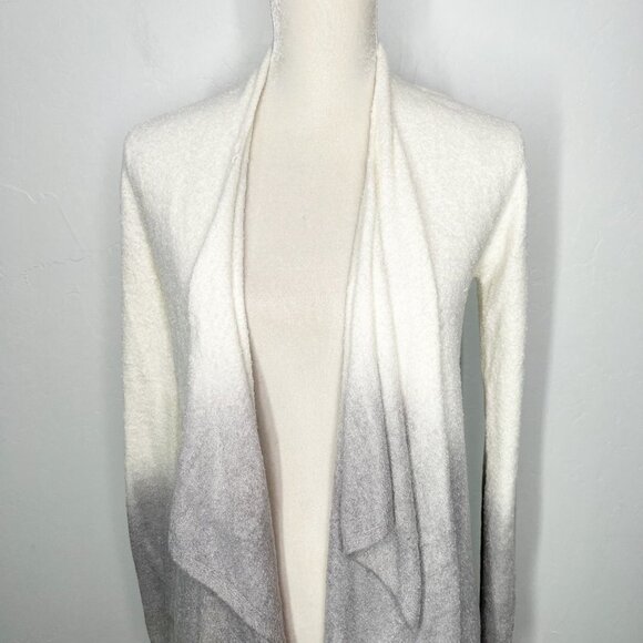 Barefoot Dreams Bamboo Chic lite Calypso Knit ombre White Gray Cardigan Size S/M - Picture 4 of 9